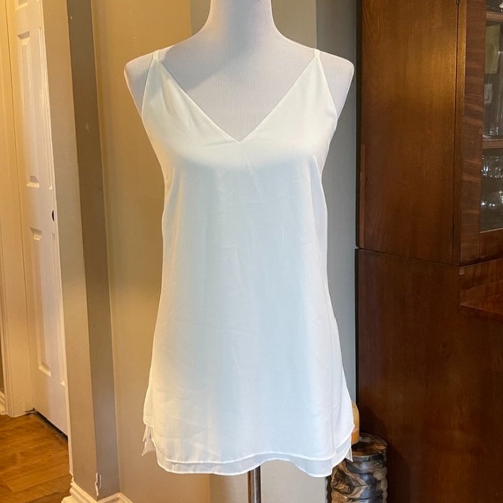 WHITE HOUSE BLACK MARKET DOUBLE-LAYER TANK TOP